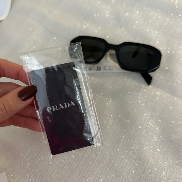 Prada PR 17WS Sunglasses NEW - Picture 2 of 16